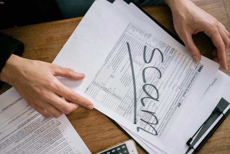 Insurance-fraud-Fight-it-with-FICO-Blog article.